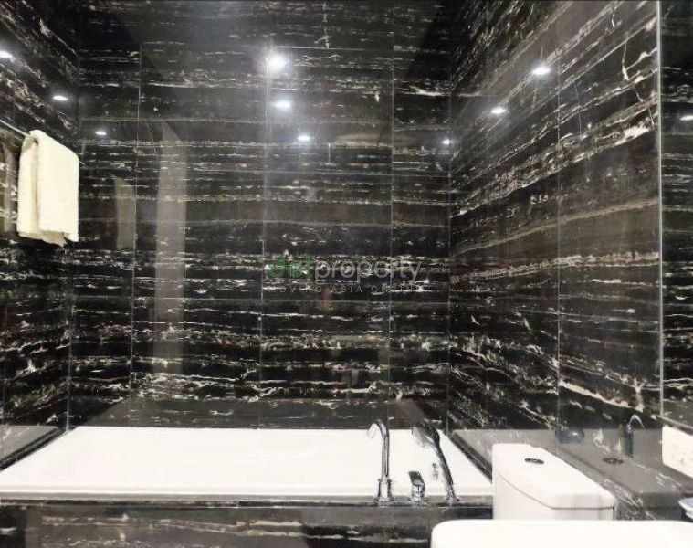 Trump Tower 1-Bedroom Condo for Rent.03