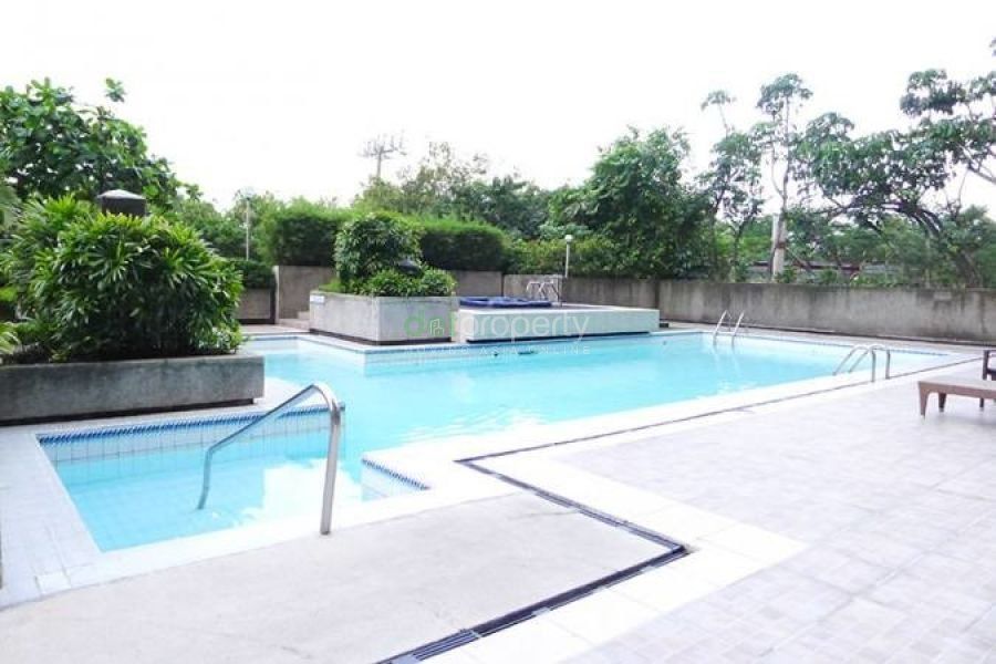 Makati Tuscany 1-Bedroom Condo for Rent.03