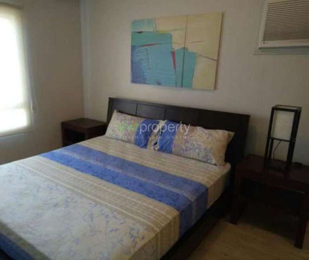 "Condominium For Rent in The Columns Legazpi , Makati City."01