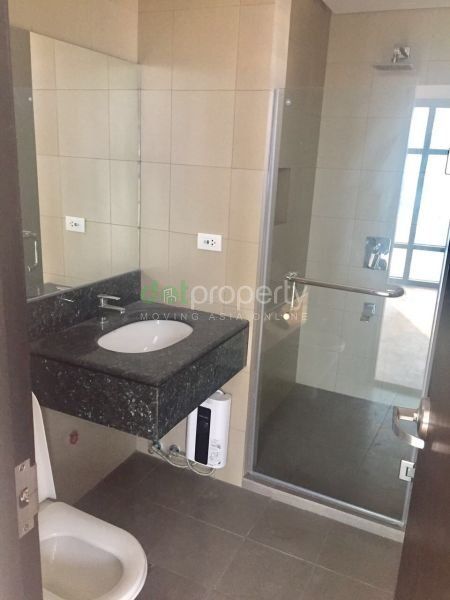 "Condominium For Rent in Park West, BGC Taguig City."04