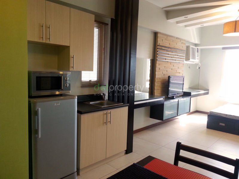 The Columns Legazpi Studio Condo for Rent.03