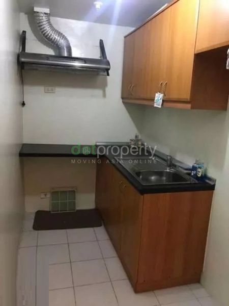 Forbeswood Heights 1-Bedroom Condo for Rent.04