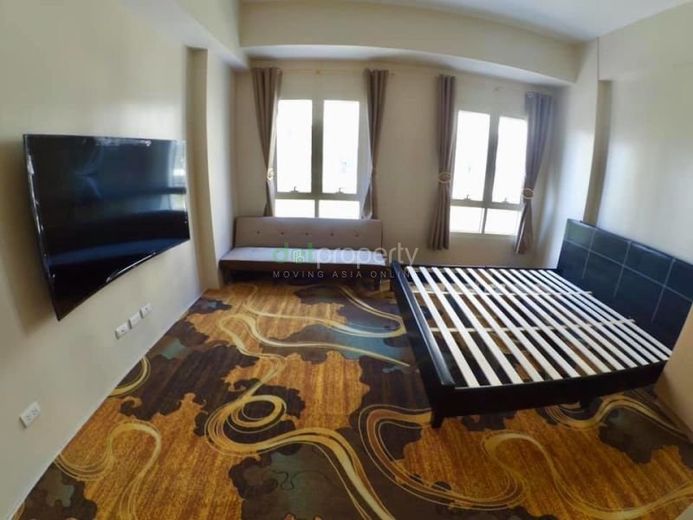 81 Newport 1-Bedroom Condo for Rent.01