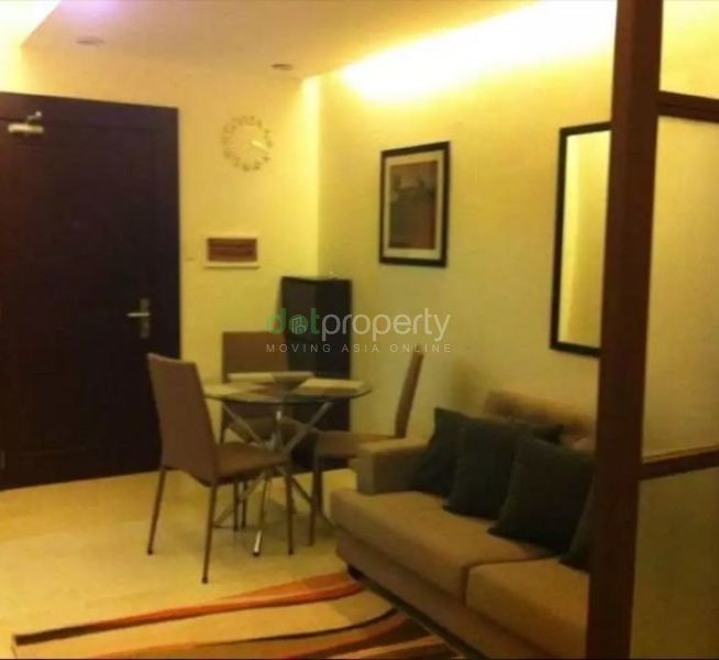 Condominium for RENT in The Fort Residences.03