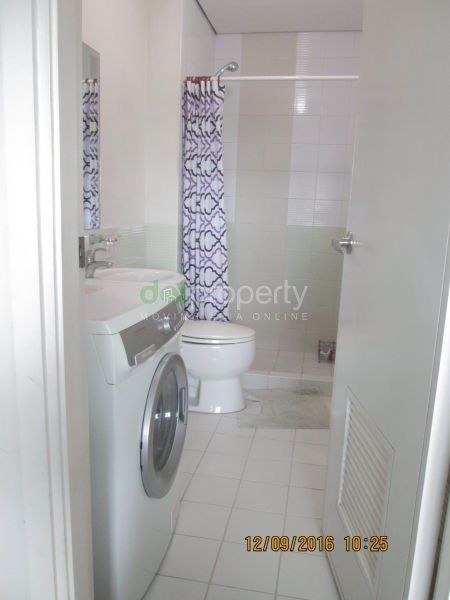 Fifth Avenue Place 1-Bedroom Condo for Rent.04