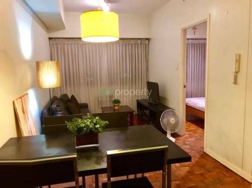 Fifth Avenue Place 1-Bedroom Condo for Rent.04