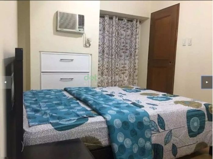 "Condominium For Rent in One Gateway Place, Makati City."01