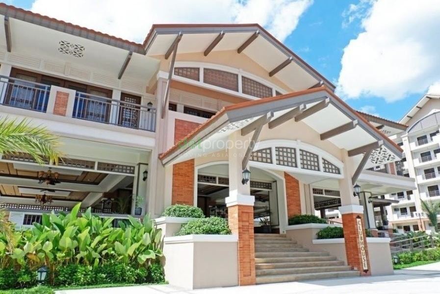 For Rent 2 Bedroom Bare Unit with Parking Slot in Ivory Wood Acacia Es03