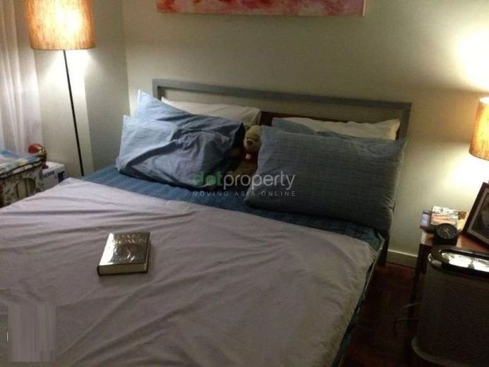 Fifth Avenue Place 1-Bedroom Condo for Rent.01