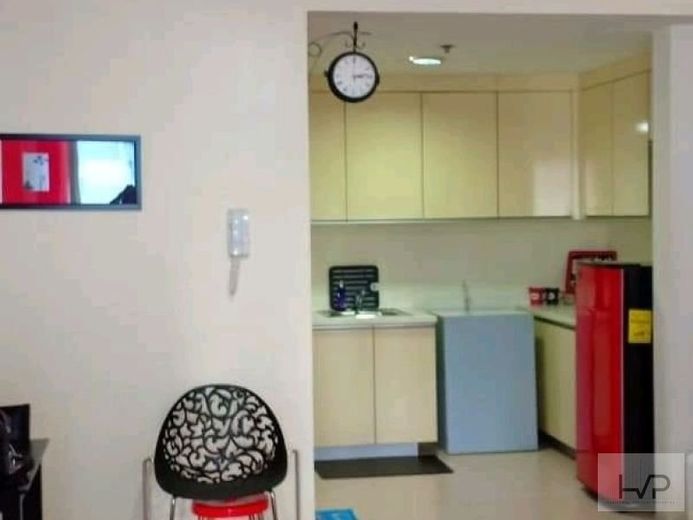 "For Rent: Infinity Tower - Studio, Furnished, 38sqm, BGC Taguig."01