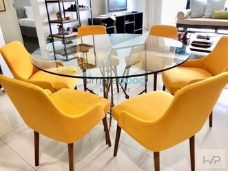 "For Rent: Arya Residences - 1BR, furnished, 68sqm, BGC, Taguig."02