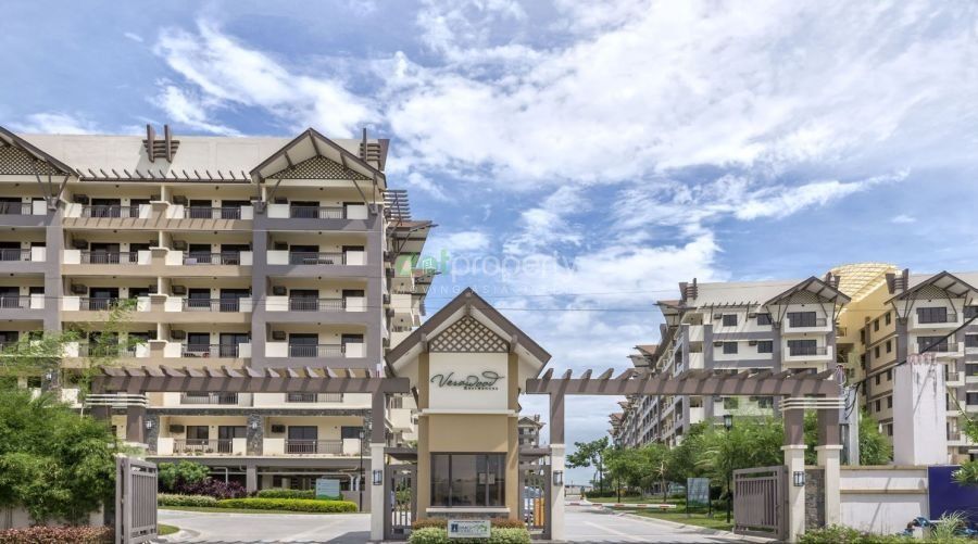 For Rent 2 Bedroom Bare with Parking in Verawood Residences Taguig DMC01