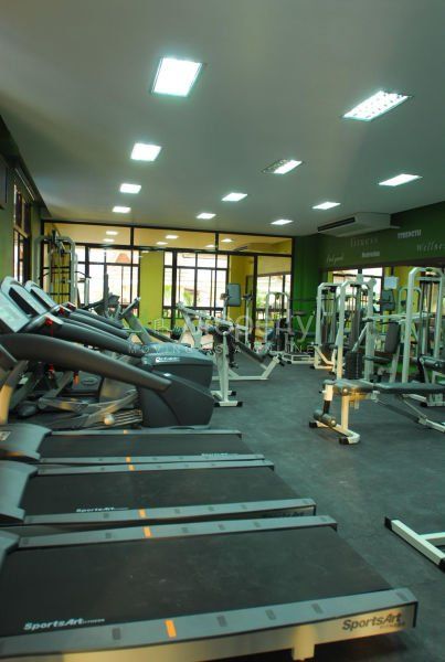 For Rent 3 Bedroom Bare with Parking Royal Palm Residences Acacia Esta03