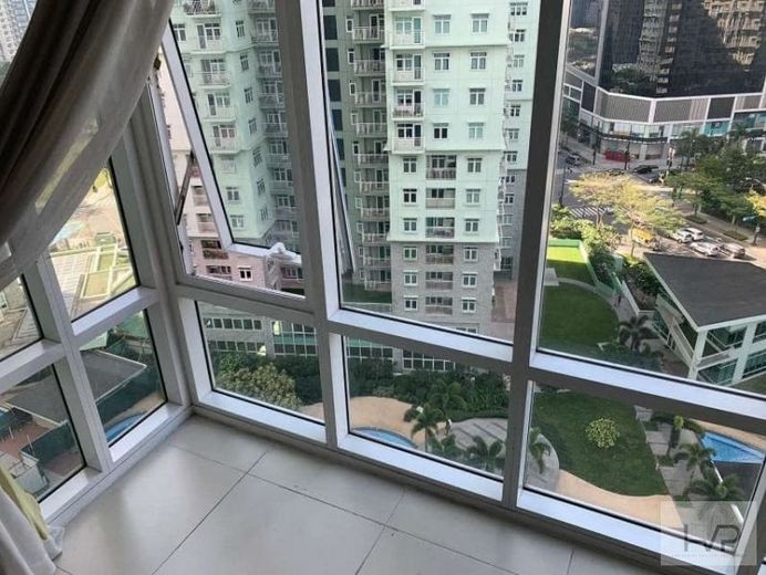 "For Rent: Two Serendra ( Red Oak) - 3 Bedroom with parking, Furnished,"01