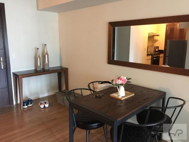 "For Rent: Kroma Tower - 1 bedroom furnished, 54sqm, Legaspi Village, M"04