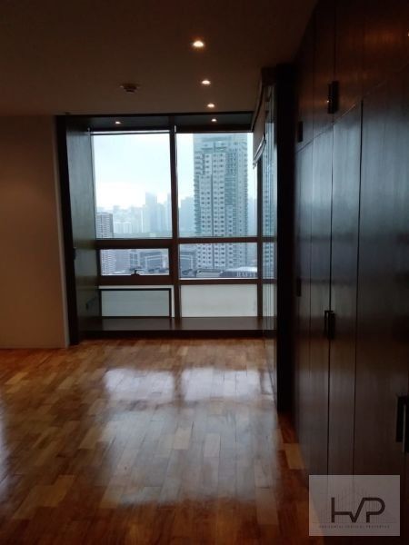 "For Rent: The Residence at Greenbelt Laguna Tower 3Br, 220sqm."03