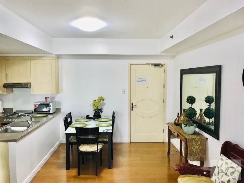 "One Rockwell-East - 1BR, 52sqm, Fully furnished w/ Parking, Rockwell C"03