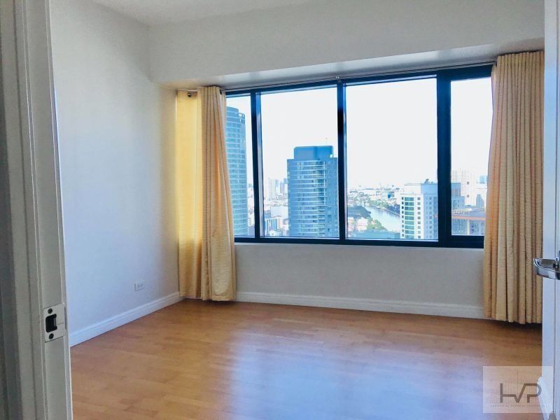 "For Rent: One Rockwell West - 3 bedrooms, semi-furnished with parking,"03