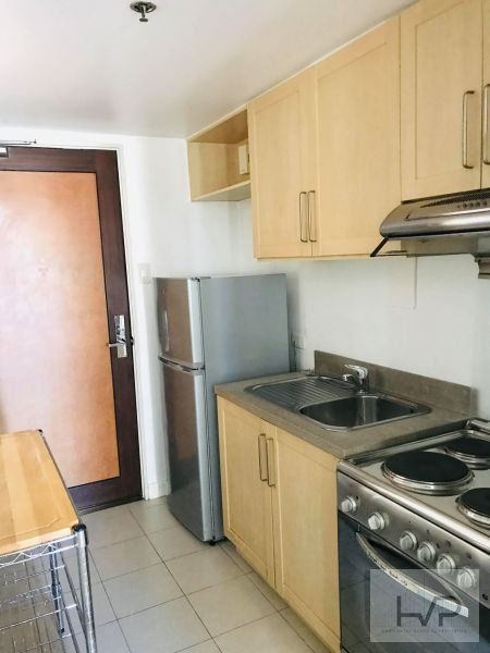 "Joya South- Studio, furnished with parking, 24 sqm, Rockwell Center, M"03
