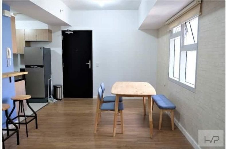"For Rent: One Maridien Tower - 1 Bedroom, corner unit, fully furnished"01