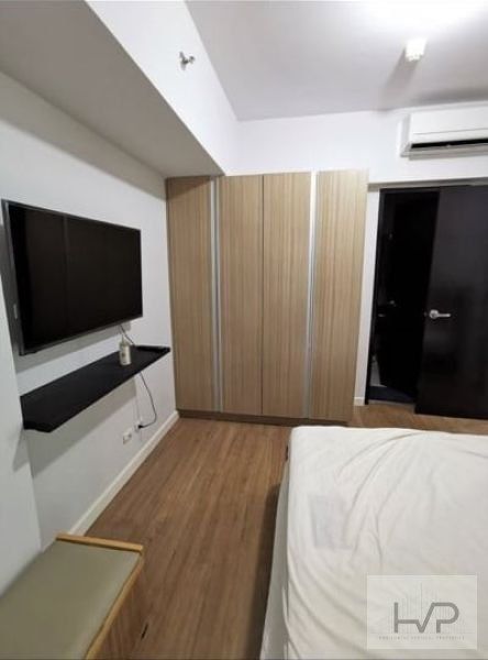 "For Rent: One Maridien Tower - 1 Bedroom, corner unit, fully furnished"03