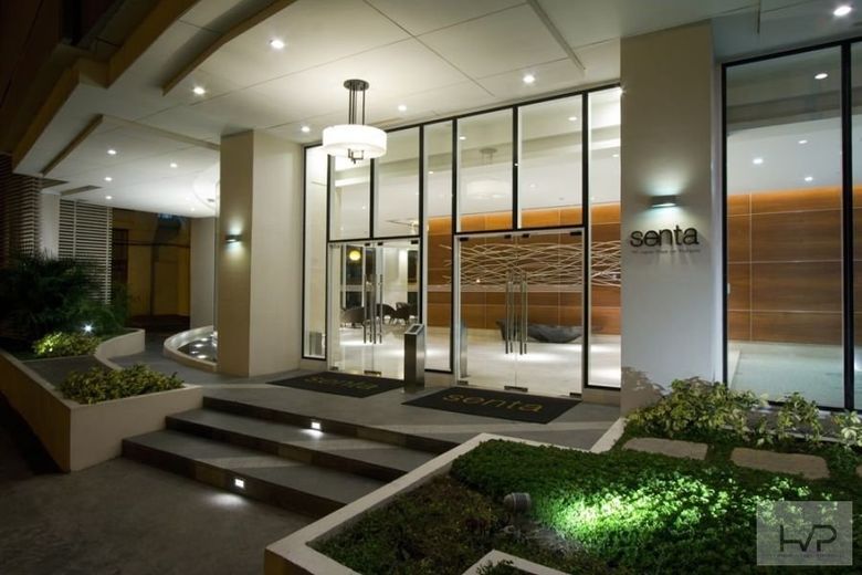 "FOR RENT: 2BR Senta, 85 sqm with Parking, Fully Furnished, Legazpi Vil"01