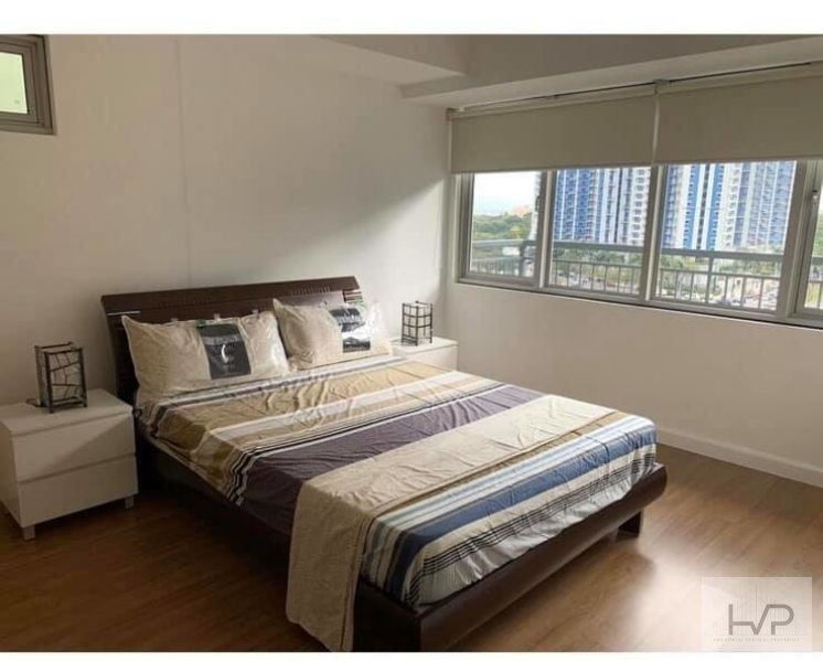"For Rent: Verve Residences Tower 1 - 2 bedroom, furnished with parking"03