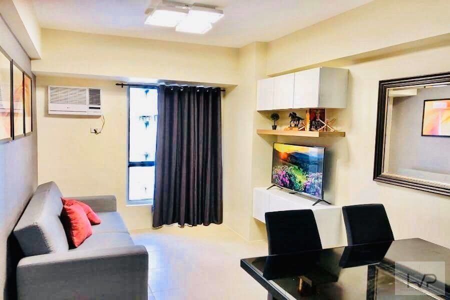 "For Rent: Kroma Tower- 1 BR, fully furnished with Parking, 59sqm, Lega"03