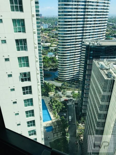 "Joya South- Studio, furnished with parking, 24 sqm, Rockwell Center, M"04