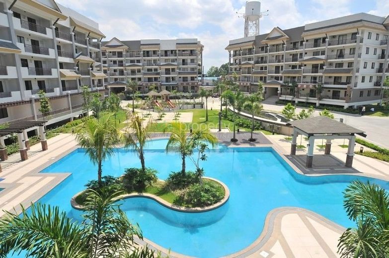 3 Bedroom Tandem Unit with Parking For Rent Riverfront Residences Pasi01