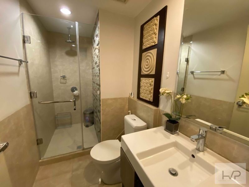 "Edades Tower - 2BR, 120sqm, Fully furnished w/ Parking, Rockwell Cente"04