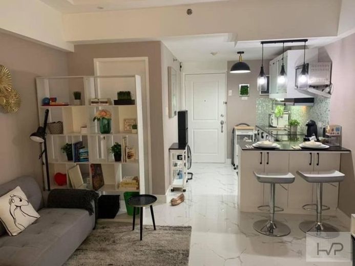 "For Rent: Greenbelt Radissons - Studio, furnished, 34sqm, Legaspi Vill"01