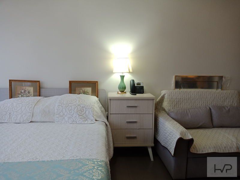 "Lincoln Tower - Studio, 32sqm, Fully furnished w/ Parking, Rockwell Ce"04