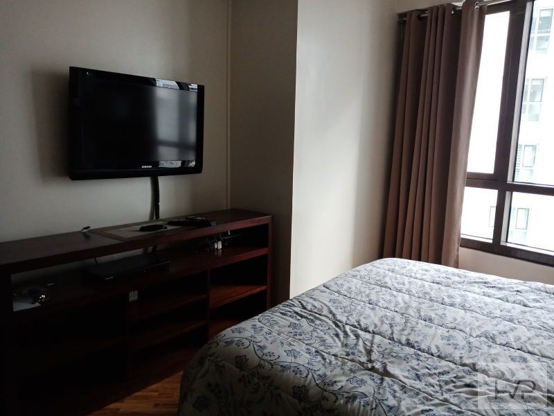 "Joya South - Studio, 27sqm, Fully furnished, Rockwell Center, Makati C"03