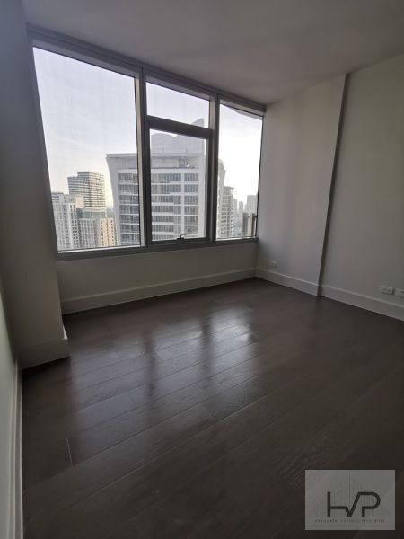 "Sakura- 3 BR, Unfurnished with 2 parking slot, 194 sqm, Rockwell Cente"03