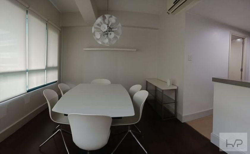 "Edades Tower - 2BR Loft, 120sqm, Fully furnished w/ Parking, Rockwell"01