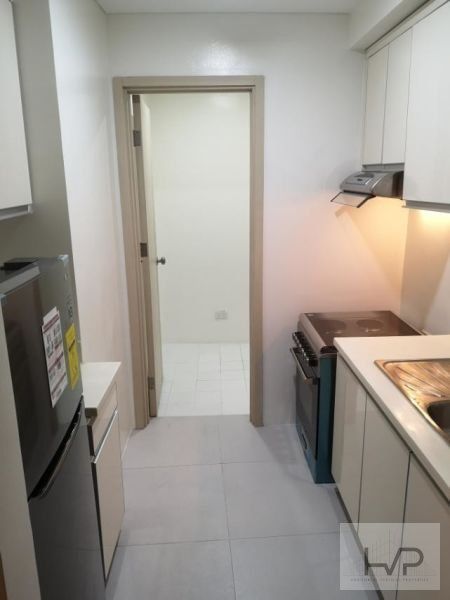 "For Rent: Icon Residences - 1 Bedroom, furnished with parking and balc"03