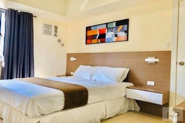 "For Rent: Kroma Tower- 1 BR, fully furnished with Parking, 59sqm, Lega"02