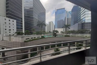 "For Rent: One Mckinley Place - 1 bedroom, fully furnished with 1 parki"02