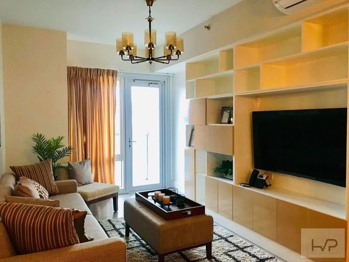 "For Rent: Lincoln Tower - 1 bedroom, furnished with parking, 63sqm, Th"01