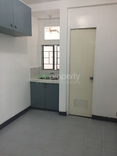 Affordable LAS PINAS Unit FOR RENT Only 5K A Month Call Now.04