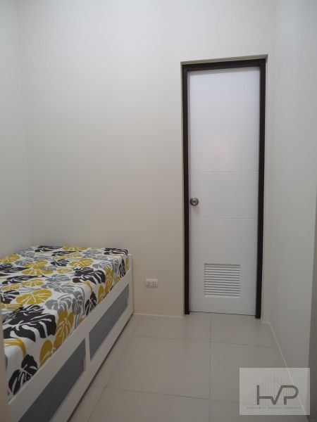 "For Rent: Uptown Ritz - 2 Bedroom unit, Fully Furnished, 87sqm, BGC Ta"03