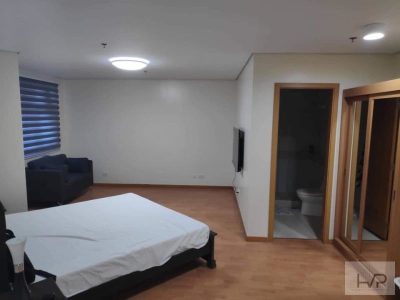 "For Rent: Trion Tower - 2 bedroom, furnished with parking, 108sqm, BGC"03