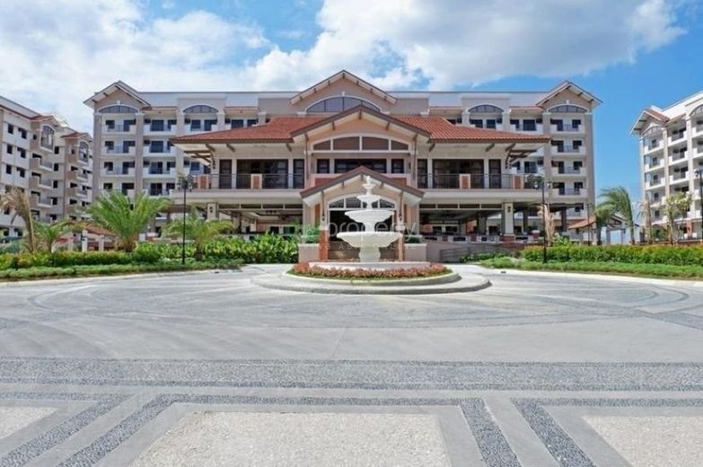 2 Bedroom Bare Unit For Rent with Parking Slot in Ivory Wood Acacia Es01