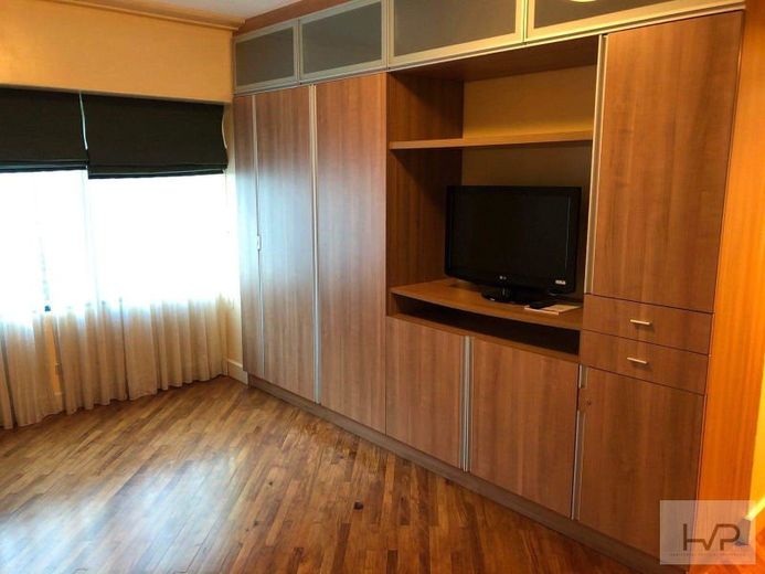 "Hidalgo - 2BR and Maid\'s Room, 131sqm, Fully furnished w/ 2 Parking,"01