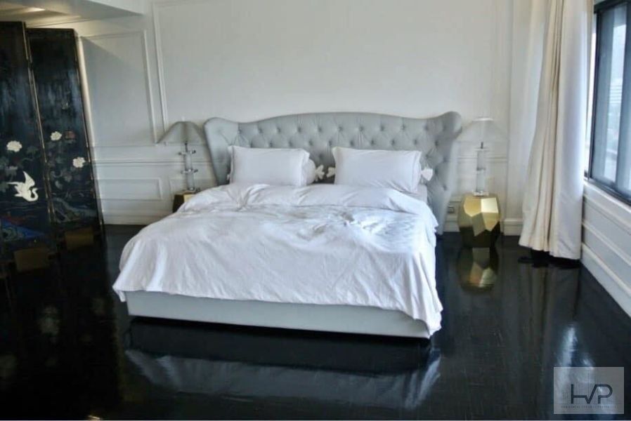 "For Rent: The Twin Towers - 2 bedrooms, furnished with parking, 271sqm"04