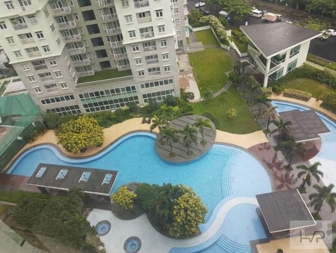 "For Rent: Two Serendra ( Red Oak) - 3 Bedroom with parking, Furnished,"01