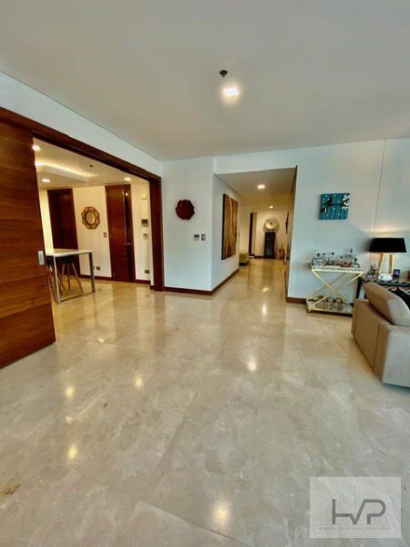 "For Rent: Two Roxas Triangle - 3BR w/ 3 parkings, 304sqm, Makati Avenu"03