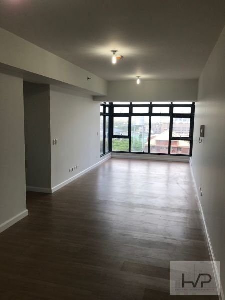 "For Rent: Portico Sandstone - 2 Bedroom w/ parking, 80sqm, Unfurnished"04