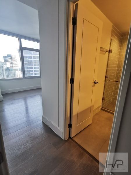 "Sakura- 3 BR, Unfurnished with 2 parking slot, 194 sqm, Rockwell Cente"04